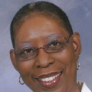 Meet your Posher, Juanita